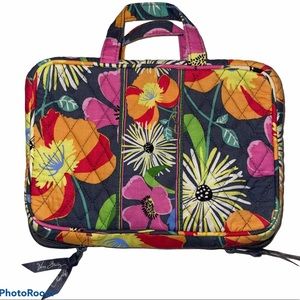 Vera Bradley | Jazzy Blooms Hanging Travel Bag